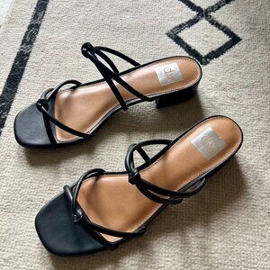 Dolce Vita Black Strappy Wisteria Knotted Sandals 8.5